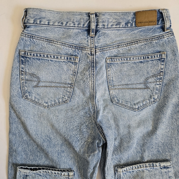 AE Mom jeans distressed acid wash light wash retro 90s y2k jeans size 2/ 27 - Picture 9 of 9